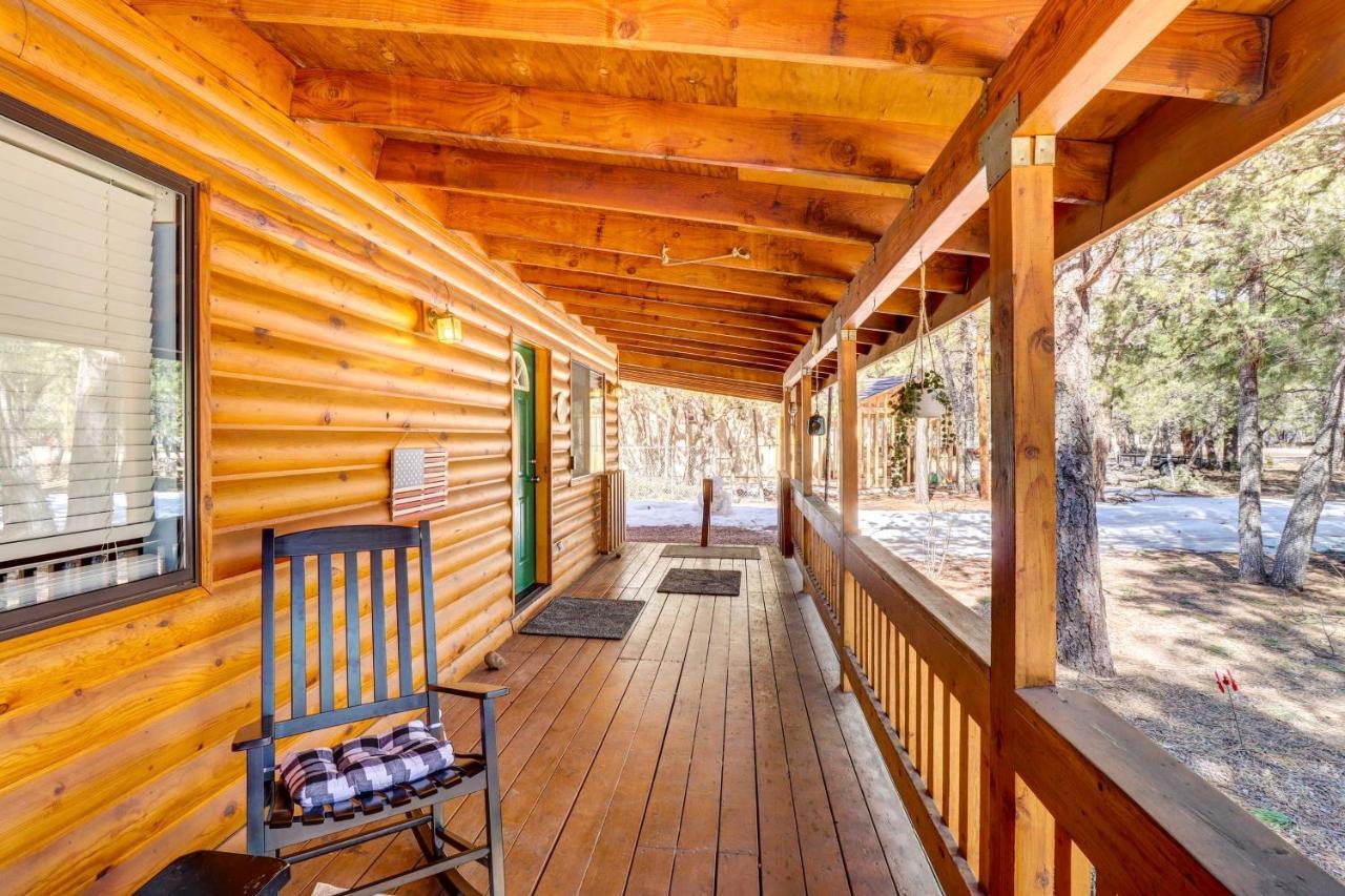 Lakeside Cabin Rental With Hot Tub - Close To Hiking Пайнтоп-Лейксайд Экстерьер фото